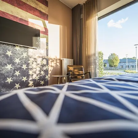 Der Landwehr Akademie 4*